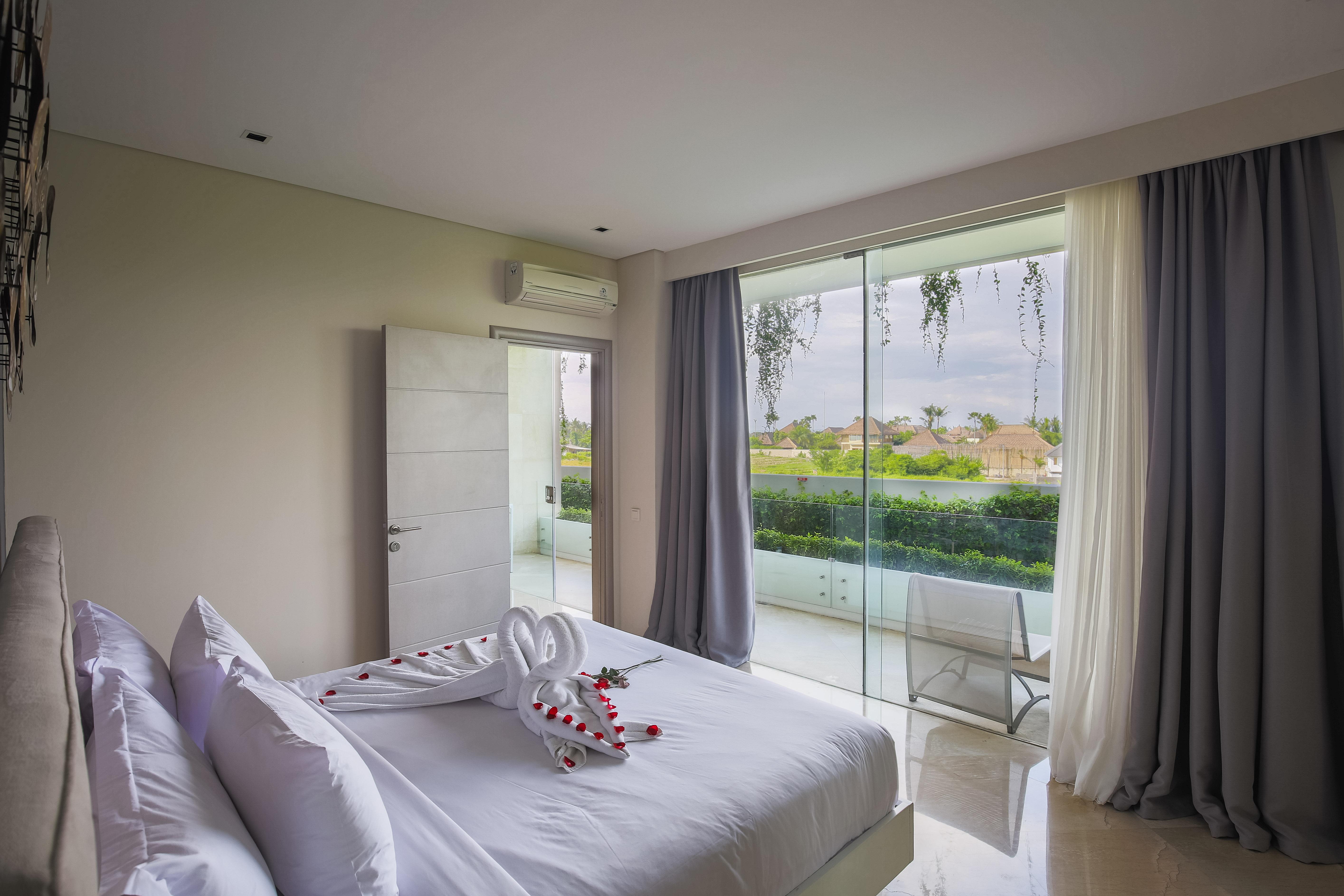 The Double View Mansions Bali Aparthotel Canggu (Bali)