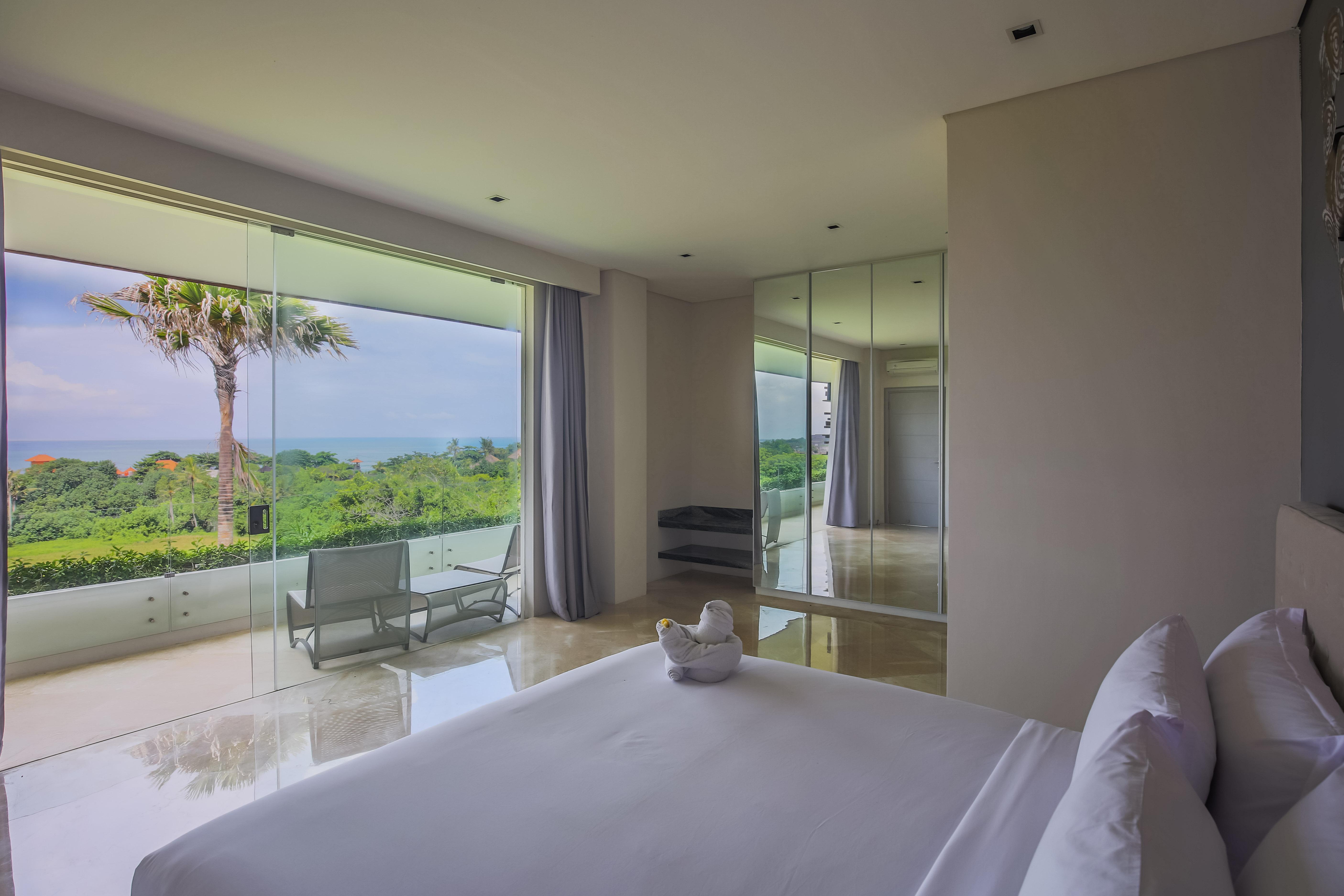Aparthotel The Double View Mansions Bali 4*