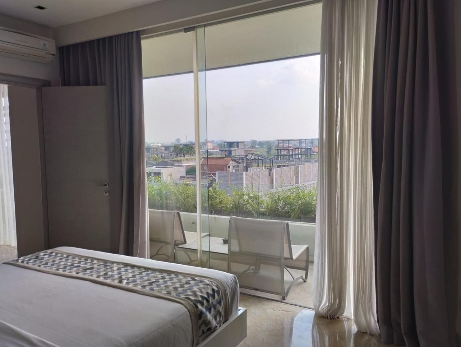 Aparthotel The Double View Mansions Bali